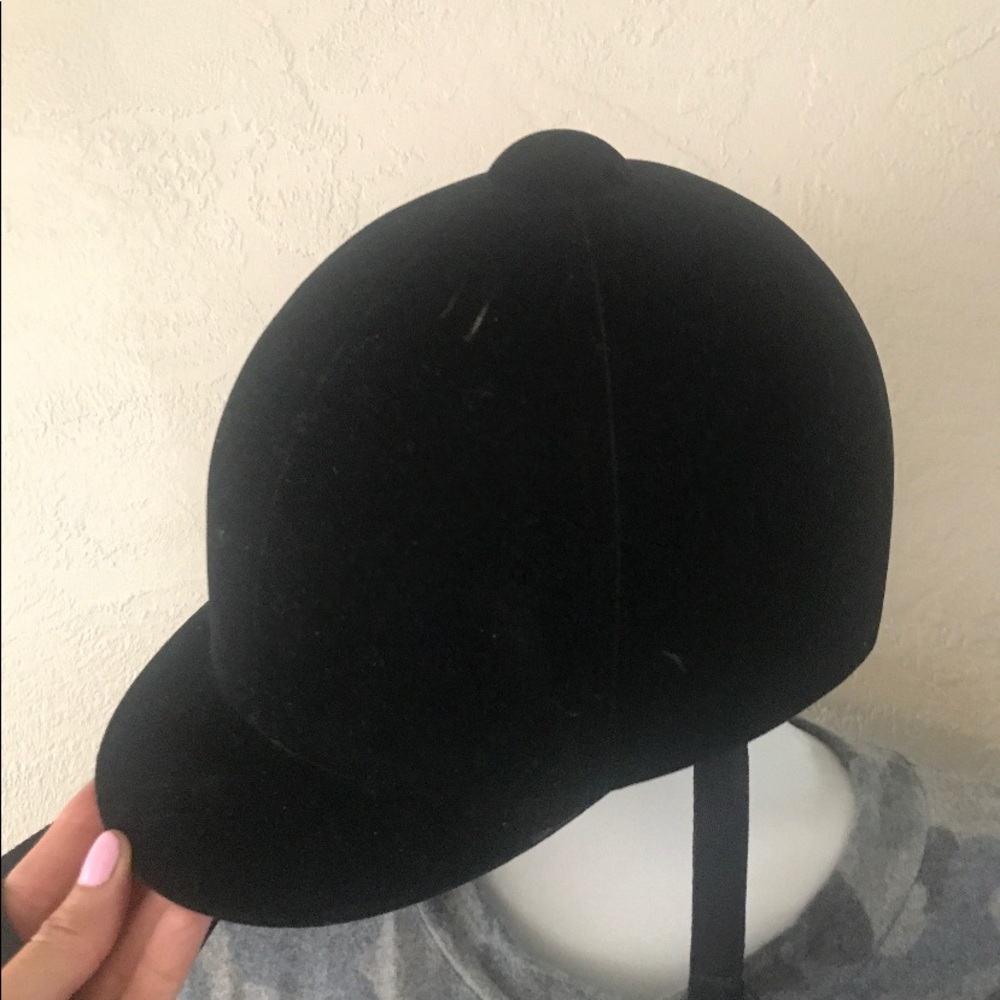 Black riding hat New